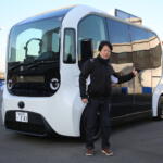 箱根駅伝でも注目を浴びた「e-パレット」にレーシングドライバーが試乗！　取り回しも実用性も最高だが唯一気になるのは「運転士の位置」