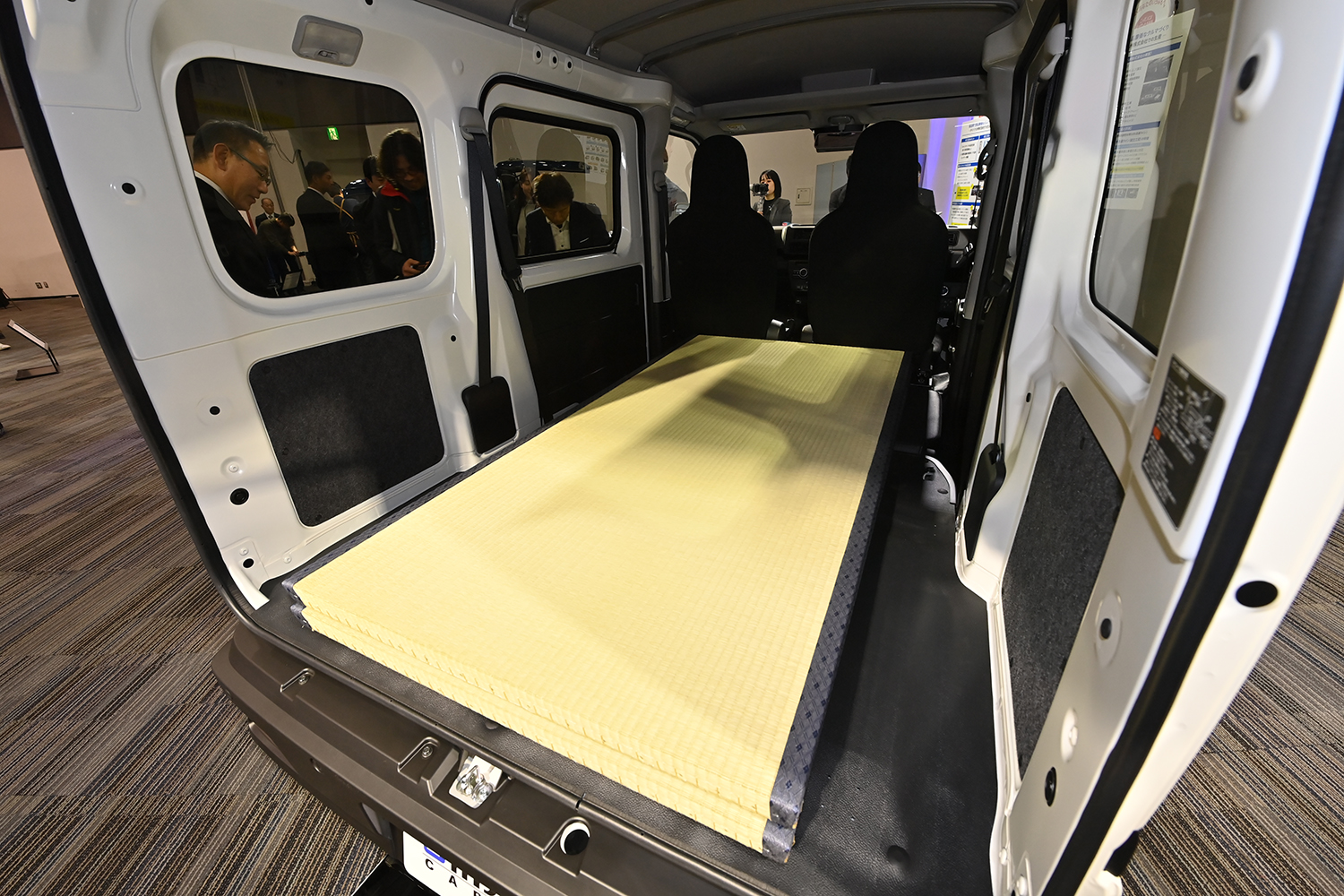 e-ハイゼット カーゴの荷室 〜 画像5