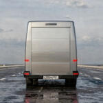 【画像】テスラが新たなクルマを……と思ったらロシアのルッソバルト？　サイバートラック感全開の謎のクルマの正体とは 〜 画像3