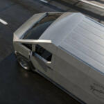 【画像】テスラが新たなクルマを……と思ったらロシアのルッソバルト？　サイバートラック感全開の謎のクルマの正体とは 〜 画像8