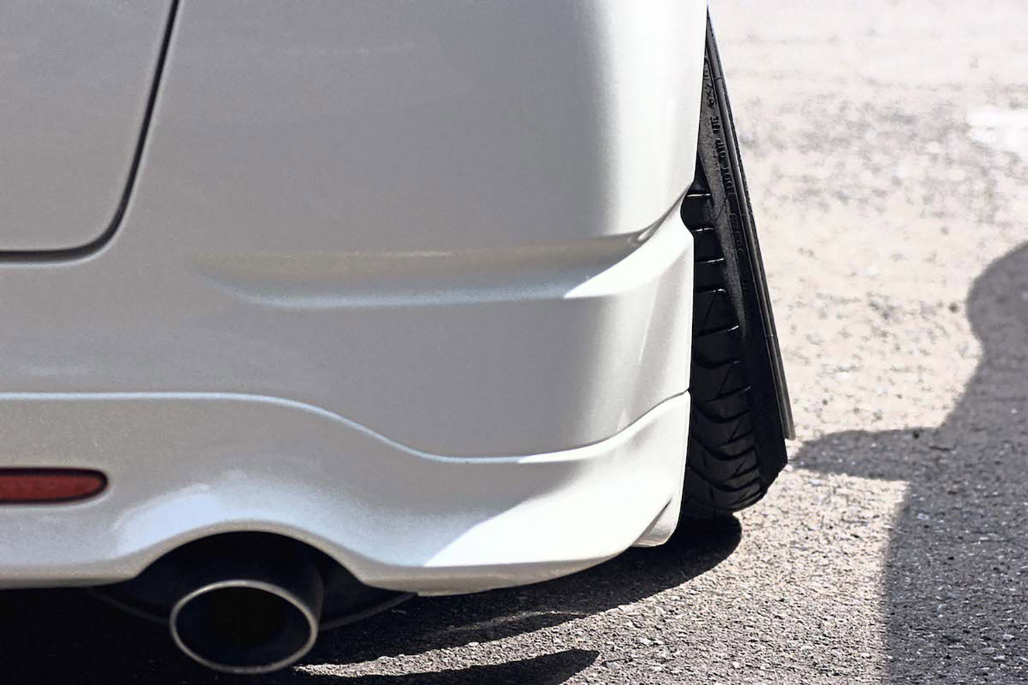 過剰なキャンバー角