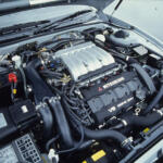 【画像】どうしてこうなった？　「３人横並びスーパーカー」「横置きＶ型エンジン」クルマの謎レイアウトたち 〜 画像4