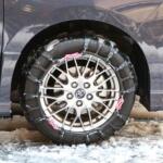 【画像】スタッドレス履いてりゃ雪でも無双できるってワケじゃない！　「チェーン規制」は文字どおり「チェーン」を巻かないと走行不可だった 〜 画像1