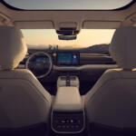 【画像】これ日本でも売れるんじゃない？　トヨタの３列シートSUV「ハイランダー」にBEVモデルが登場!! 〜 画像2