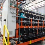 【画像】回収した使用済みオイルを再精製して配合するレーシングオイルを発表！　Moty’sの新製品が日本のオイルの未来を変える!! 〜 画像6