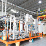 【画像】回収した使用済みオイルを再精製して配合するレーシングオイルを発表！　Moty’sの新製品が日本のオイルの未来を変える!! 〜 画像11