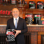 【画像】回収した使用済みオイルを再精製して配合するレーシングオイルを発表！　Moty’sの新製品が日本のオイルの未来を変える!! 〜 画像13
