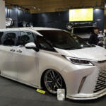 【画像】KUHLにかかればGR86もGRヤリスもオフロード車に！　ゆるキャラまで揃えてド派手に展開!!　【大阪オートメッセ2026】 〜 画像12