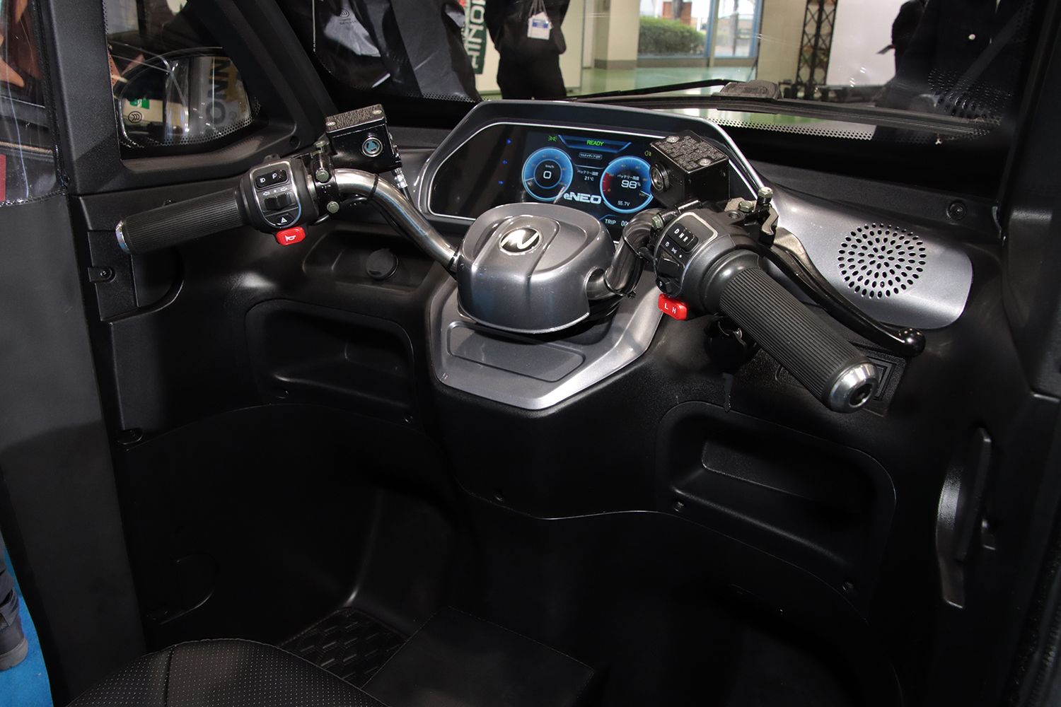 大阪オートメッセ2026でスマートEVモビリティに試乗できる 〜 画像15