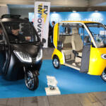 【画像】会場内に設けられた試乗コースをスイスイ走る！　最新の二輪・三輪・四輪電動バイクが「EVスマートモビリティ体験エリア」に集結【大阪オートメッセ2026】 〜 画像22