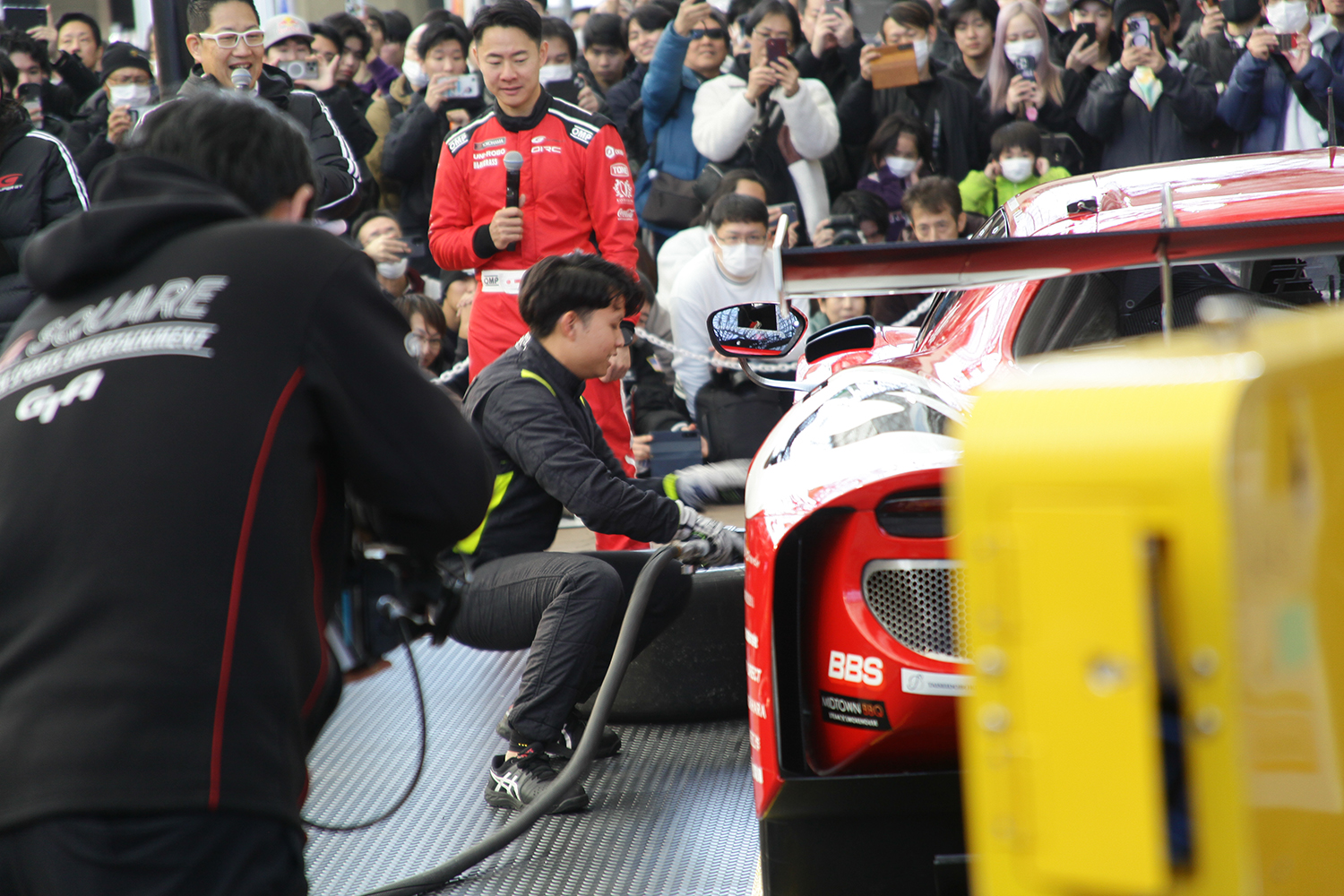 SUPER GT PIT WORK