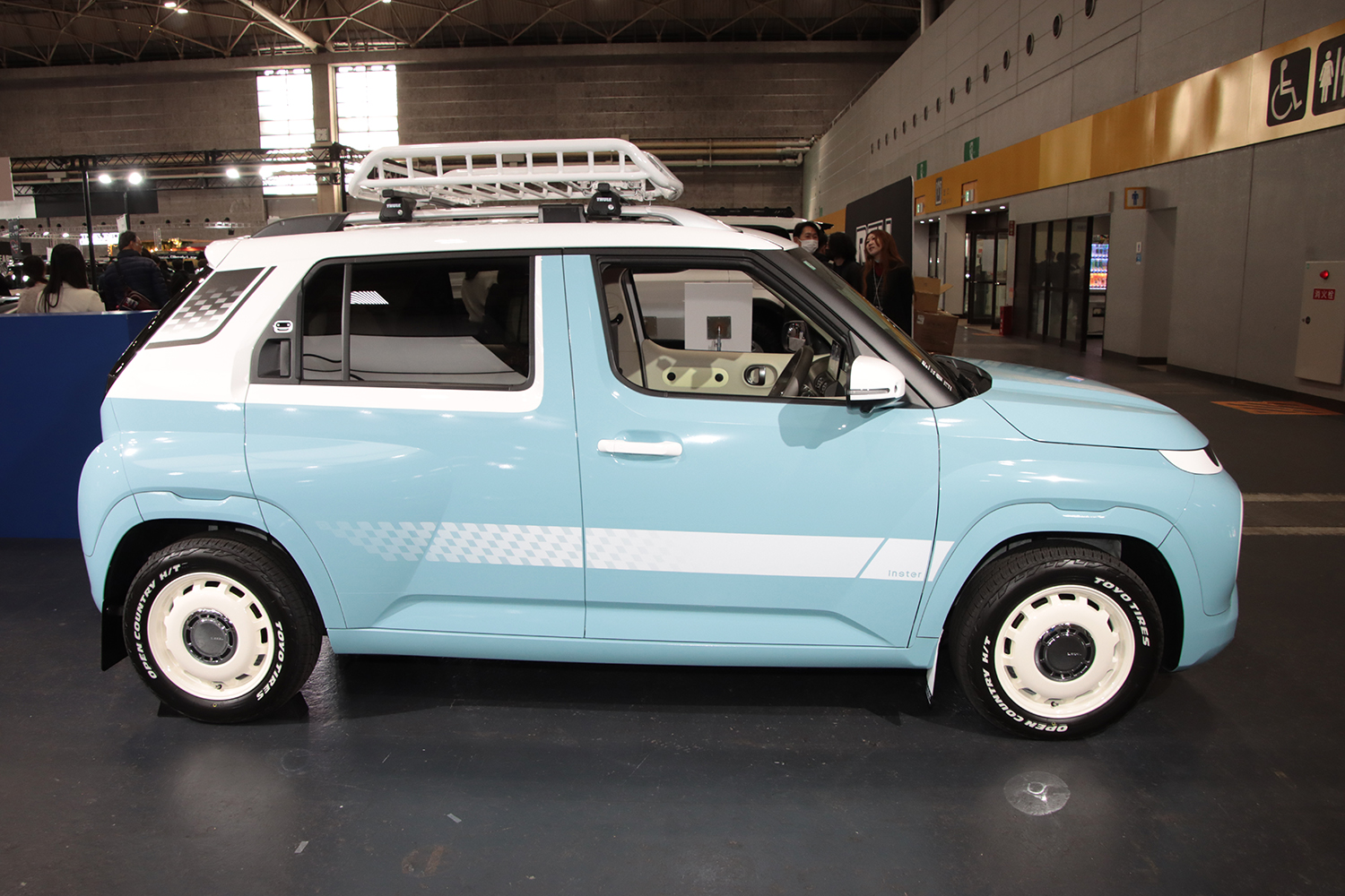 インスター レトロトラベラーのサイドビュー