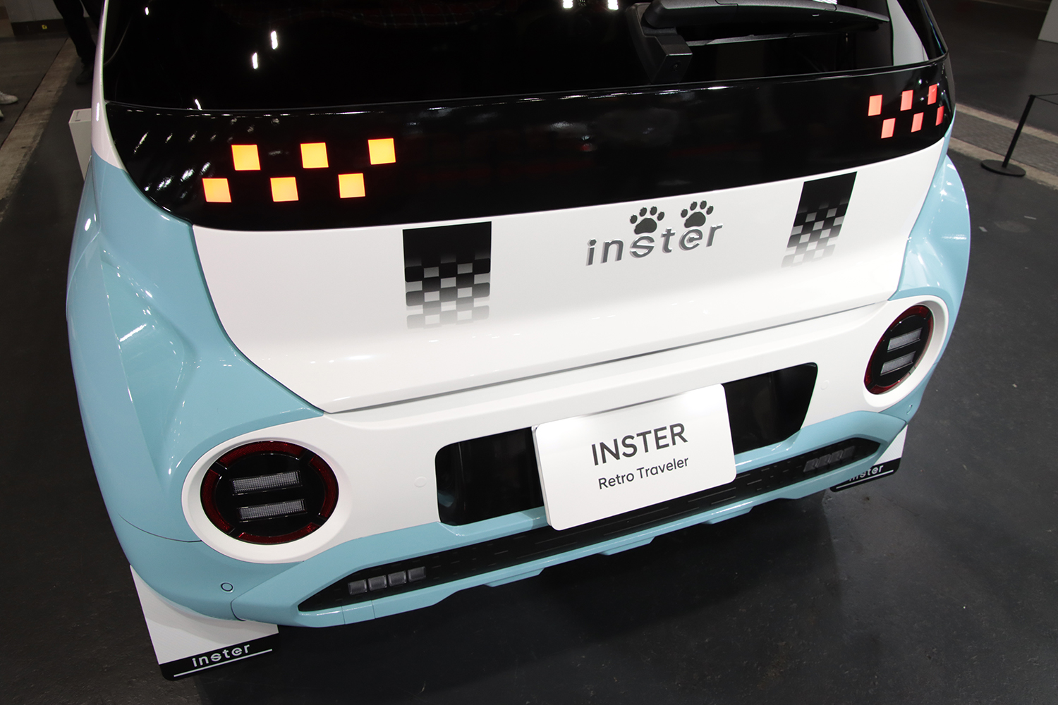 インスター レトロトラベラーのリヤまわり