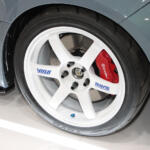 名作「TE37」の30周年を記念してレーシングホイール20点を一挙展示！　RAYSホイールの進化の歴史と本物の強さを体感せよ【大阪オートメッセ2026】