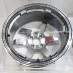 【画像】名作「TE37」の30周年を記念してレーシングホイール20点を一挙展示！　RAYSホイールの進化の歴史と本物の強さを体感せよ【大阪オートメッセ2026】 〜 画像28