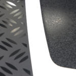 【画像】遊び心も実用性も純正クオリティ！　スズキ純正アクセサリーでクロスビーとスーパーキャリイの完成度が爆上がり【大阪オートメッセ2026】 〜 画像10