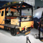 【画像】遊び心も実用性も純正クオリティ！　スズキ純正アクセサリーでクロスビーとスーパーキャリイの完成度が爆上がり【大阪オートメッセ2026】 〜 画像34