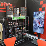 【画像】使い捨てだったオイルに「これじゃいかん！」　Moty’sが再精製基油でオイル業界の未来を切り拓く【大阪オートメッセ2026】 〜 画像2