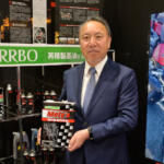 【画像】使い捨てだったオイルに「これじゃいかん！」　Moty’sが再精製基油でオイル業界の未来を切り拓く【大阪オートメッセ2026】 〜 画像1