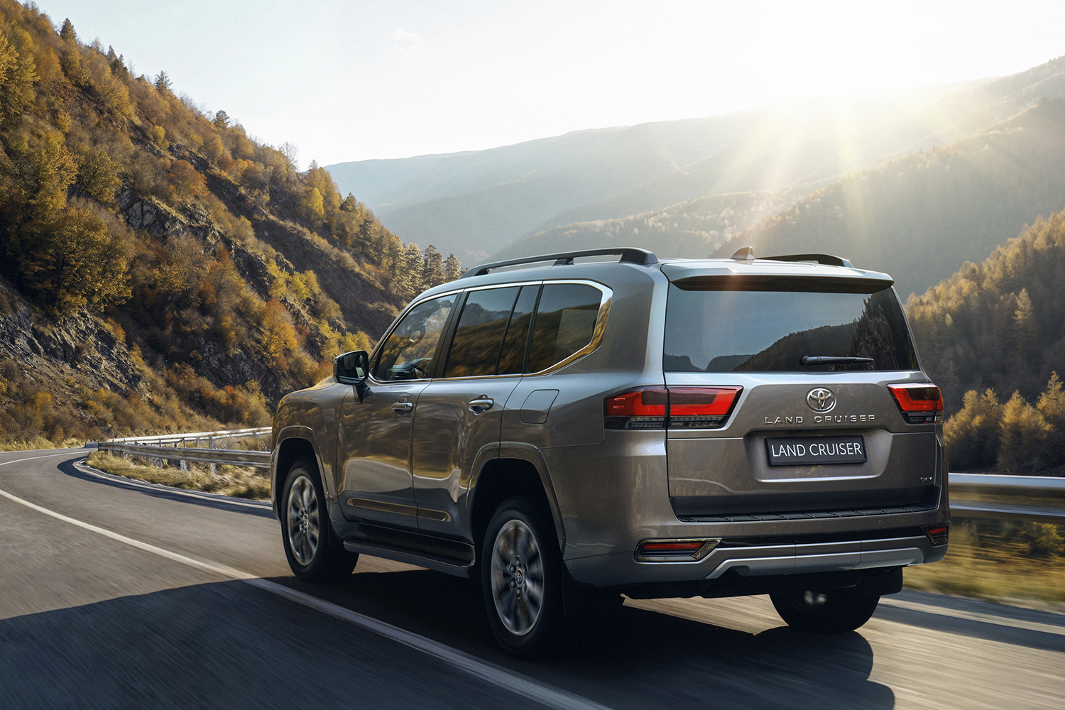 トヨタ・ランドクルーザー300にハイブリッドモデルが誕生 〜 画像2