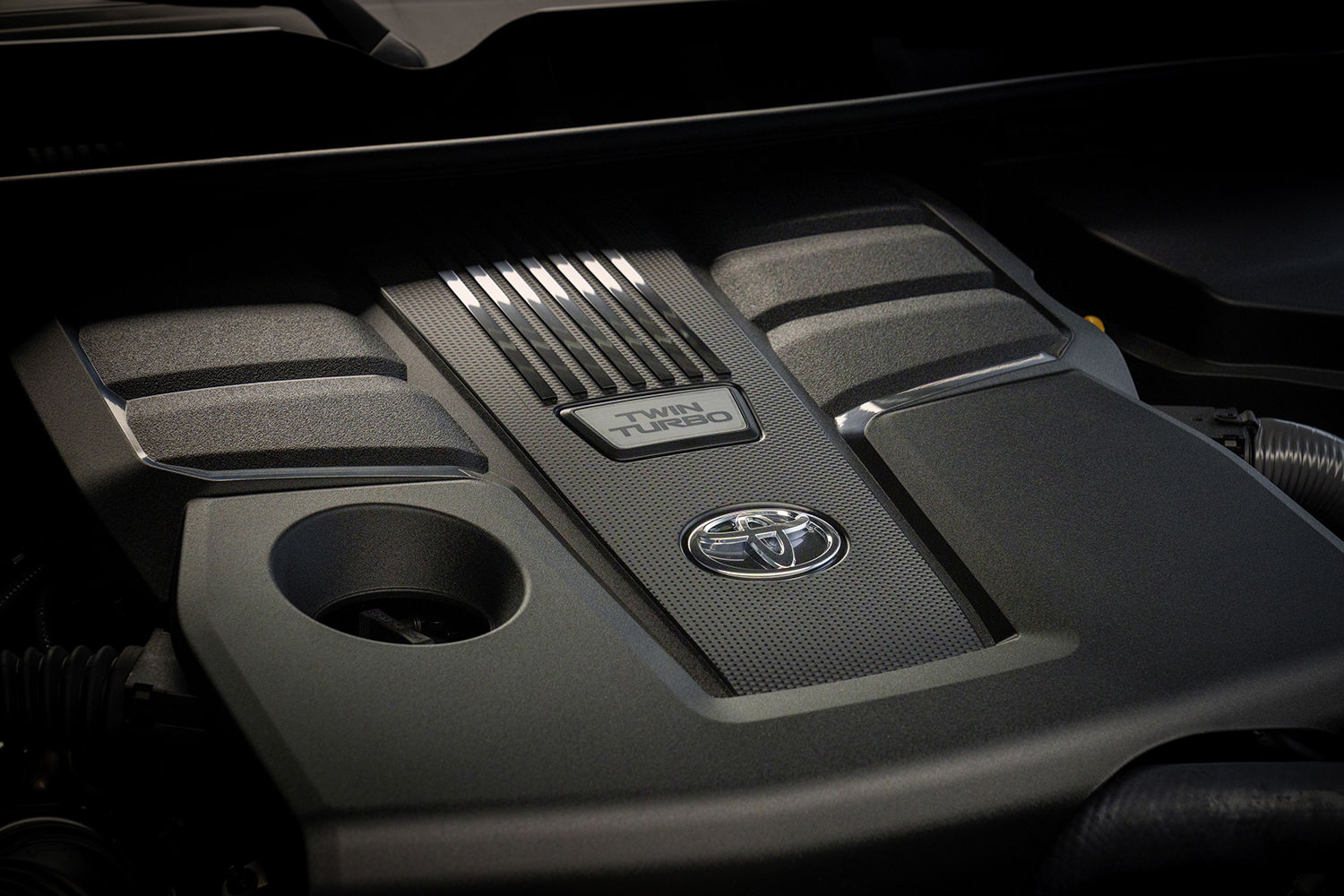 トヨタ・ランドクルーザー300 パフォーマンスハイブリッド