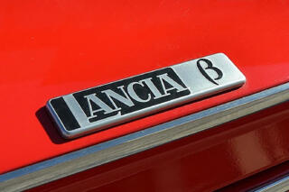 ギリシア文字を車名に採用したクルマ