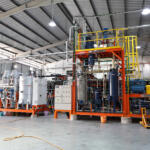 【画像】回収した潤滑油を再利用して性能も価格も従来品同等を実現！　環境に優しくて高性能なMoty’sの再精製基油レーシングオイル「RRBO」は内燃機関とモータースポーツを持続可能にするオイルだった 〜 画像3