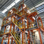 【画像】回収した潤滑油を再利用して性能も価格も従来品同等を実現！　環境に優しくて高性能なMoty’sの再精製基油レーシングオイル「RRBO」は内燃機関とモータースポーツを持続可能にするオイルだった 〜 画像5