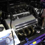 【画像】大人たちも納得のハイレベルな仕上がり！　トヨタ自動車大学校の学生たちが見せつけたレストアとカスタマイズに降参【大阪オートメッセ2026】 〜 画像11