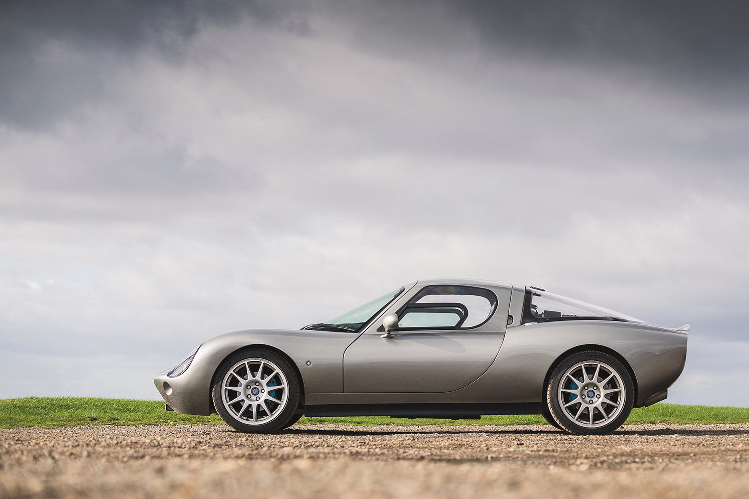 アナログなブリティッシュライトウェイトスポーツ「ウェルズ・ヴェルティージュ」 〜 画像1