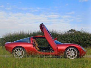 アナログなブリティッシュライトウェイトスポーツ「ウェルズ・ヴェルティージュ」