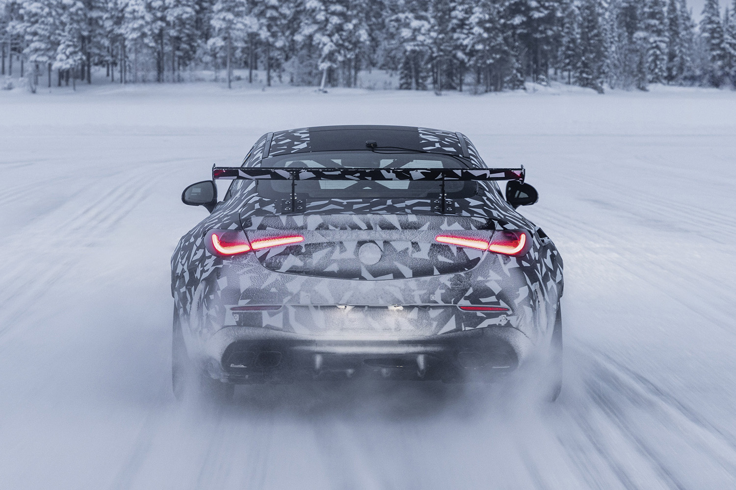 メルセデスがCLEミトスのティーザーを公開 〜 画像2