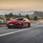 【画像】アウディ初のPHEVモデルはなんと「RS」！　電動化をフルに活かしたRS 5がみせる驚異のパフォーマンスとは 〜 画像45
