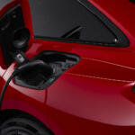 【画像】アウディ初のPHEVモデルはなんと「RS」！　電動化をフルに活かしたRS 5がみせる驚異のパフォーマンスとは 〜 画像62