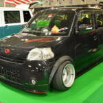 【画像】街道レーサーにボーイズレーサーにガルウイング！　軽をベースに遊び尽くしたやりすぎカスタムに脱帽【大阪オートメッセ2026】 〜 画像12