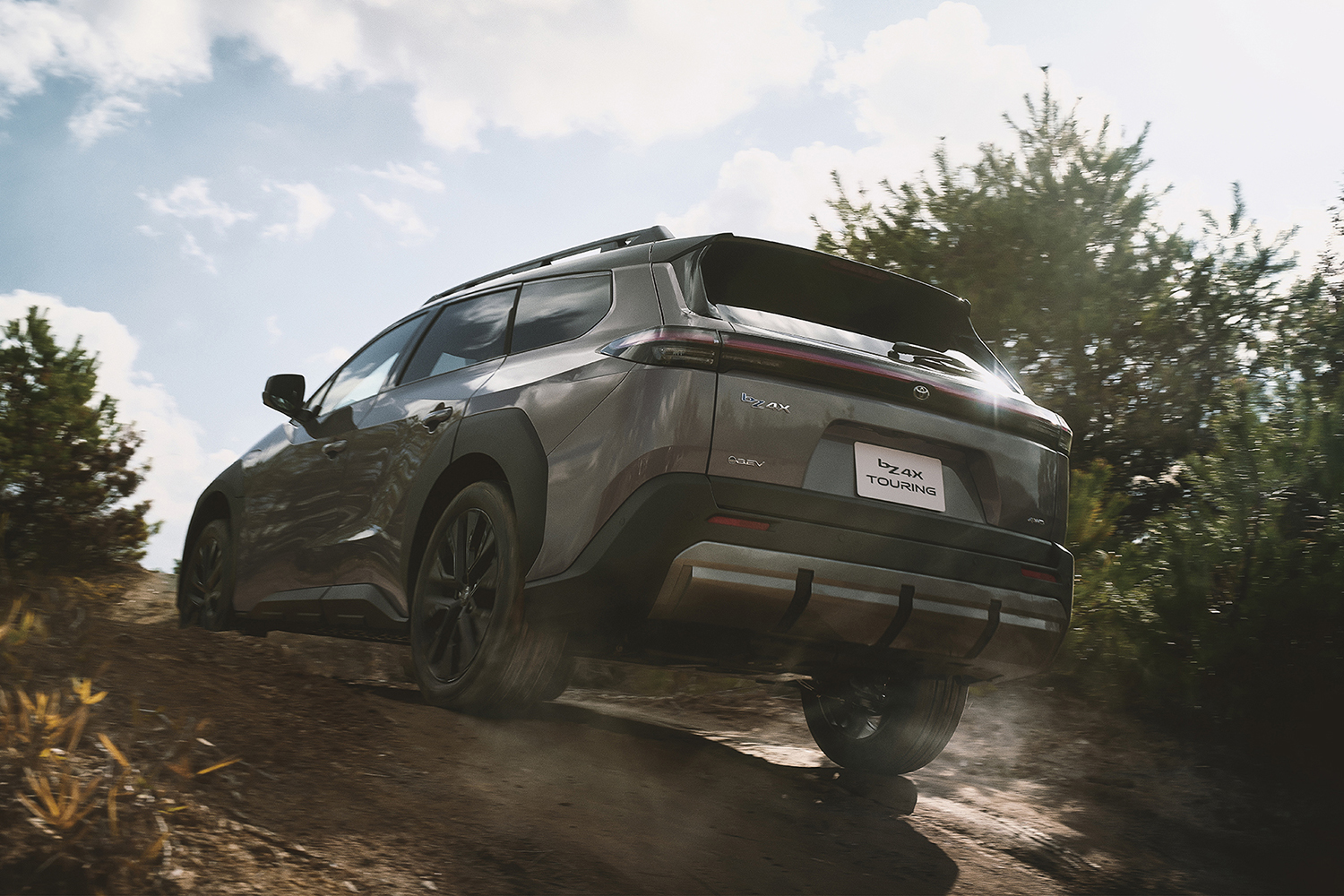 トヨタから「bZ4X Touring」が登場 〜 画像4