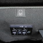 【画像】【試乗】待望のグランカングーがやっと日本で発売！　７人乗りの使い勝手と極めつけのオシャレさで案の定最高だった 〜 画像26