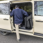 【画像】【試乗】待望のグランカングーがやっと日本で発売！　７人乗りの使い勝手と極めつけのオシャレさで案の定最高だった 〜 画像30