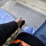 【画像】カスタムカーの祭典で密かに注目を集めた「JAF」ブース！　たった「5km/h」の衝撃体験で安全意識が一変した【大阪オートメッセ2026】 〜 画像7