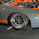 【画像】インナーパネルを除去してパイプのサブフレームを新設した圧巻のエンジンルーム！　「GARAGE SUCCESS」のS13シルビアはホンキのドリ車だった【大阪オートメッセ2026】 〜 画像10