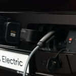 【画像】あの手この手で「アルファード」を狙う刺客が登場するも結局王座は揺るがず！　今度はヒョンデの高級ミニバン「スターリア」のEVが登場でどうなる？ 〜 画像11