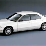 【画像】なんと90年代にソーラールーフ搭載！　マツダの高級サルーン「センティア」を覚えているか？ 〜 画像2