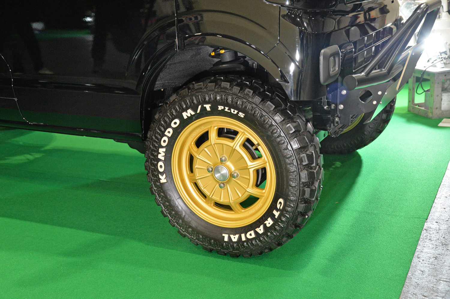 お笑いタレント狩野英孝とコラボした軽バンが爆誕【大阪オートメッセ2026】 〜 画像1