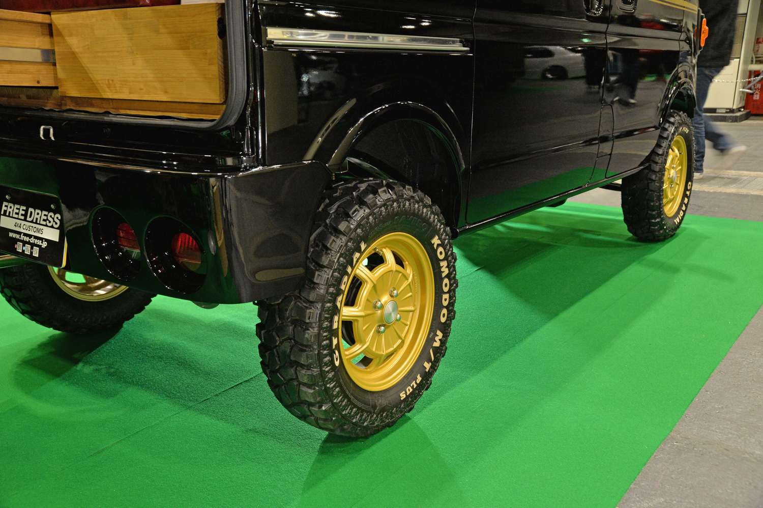 お笑いタレント狩野英孝とコラボした軽バンが爆誕【大阪オートメッセ2026】 〜 画像2