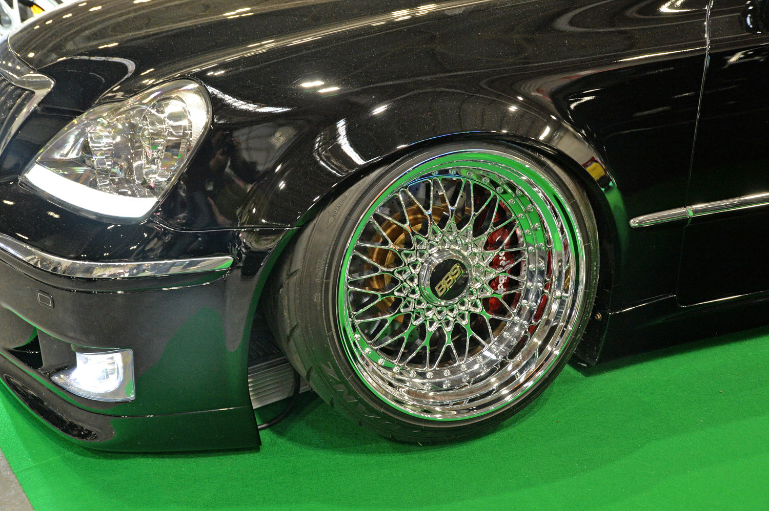 大阪オートメッセ2026で「SPARK FINE」が手掛けた車両