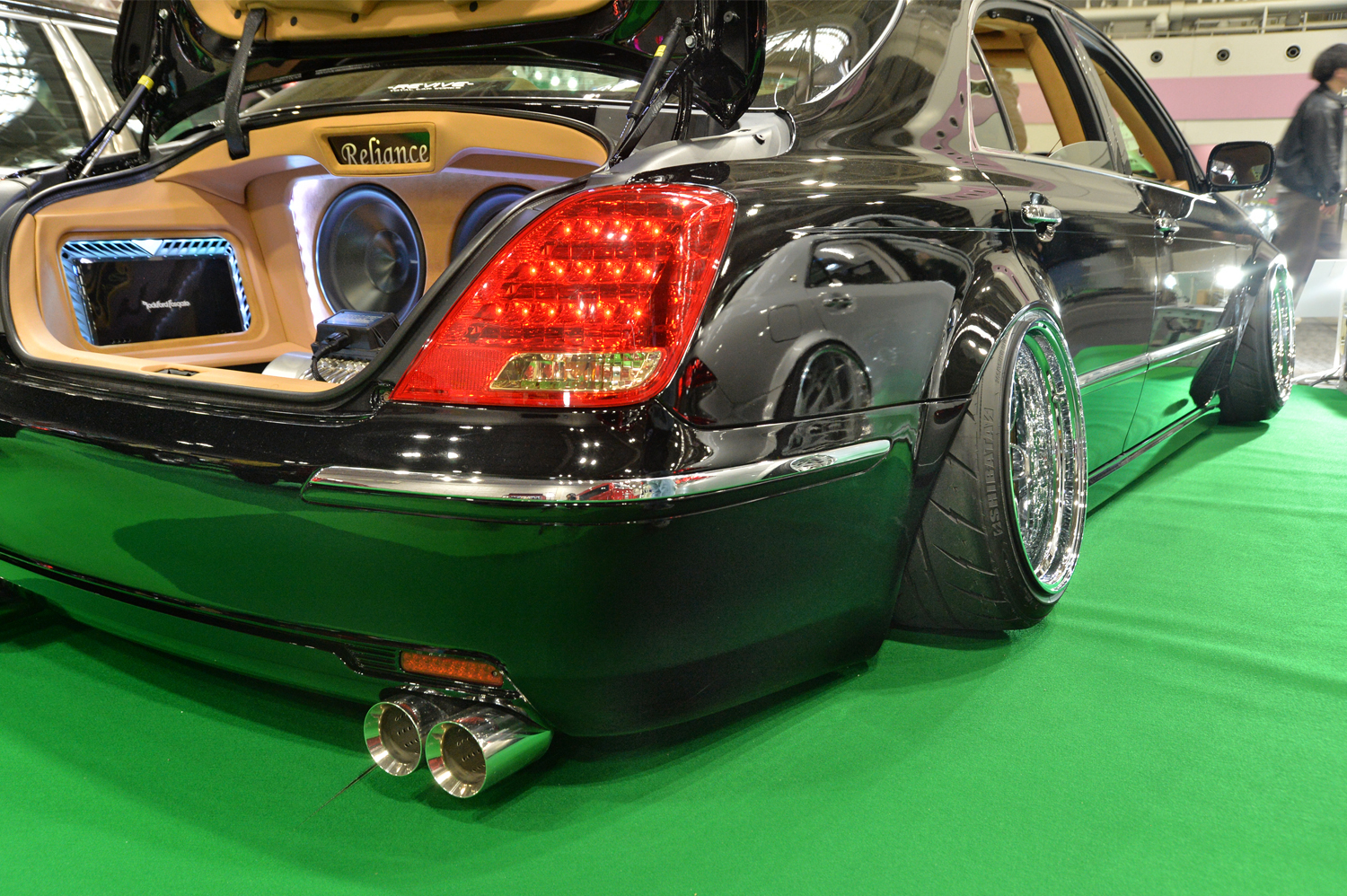 「SPARK FINE」が仕上げたVIPは本気とユーモアが詰まっていた【大阪オートメッセ2026】 〜 画像2