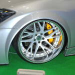 【画像】超絶怒涛のカスタムで客を引き寄せウケ狙いのスペックボードでオトす！　「SPARK FINE」のVIP系デモカーにはホンキとユーモアが詰まってた【大阪オートメッセ2026】 〜 画像10