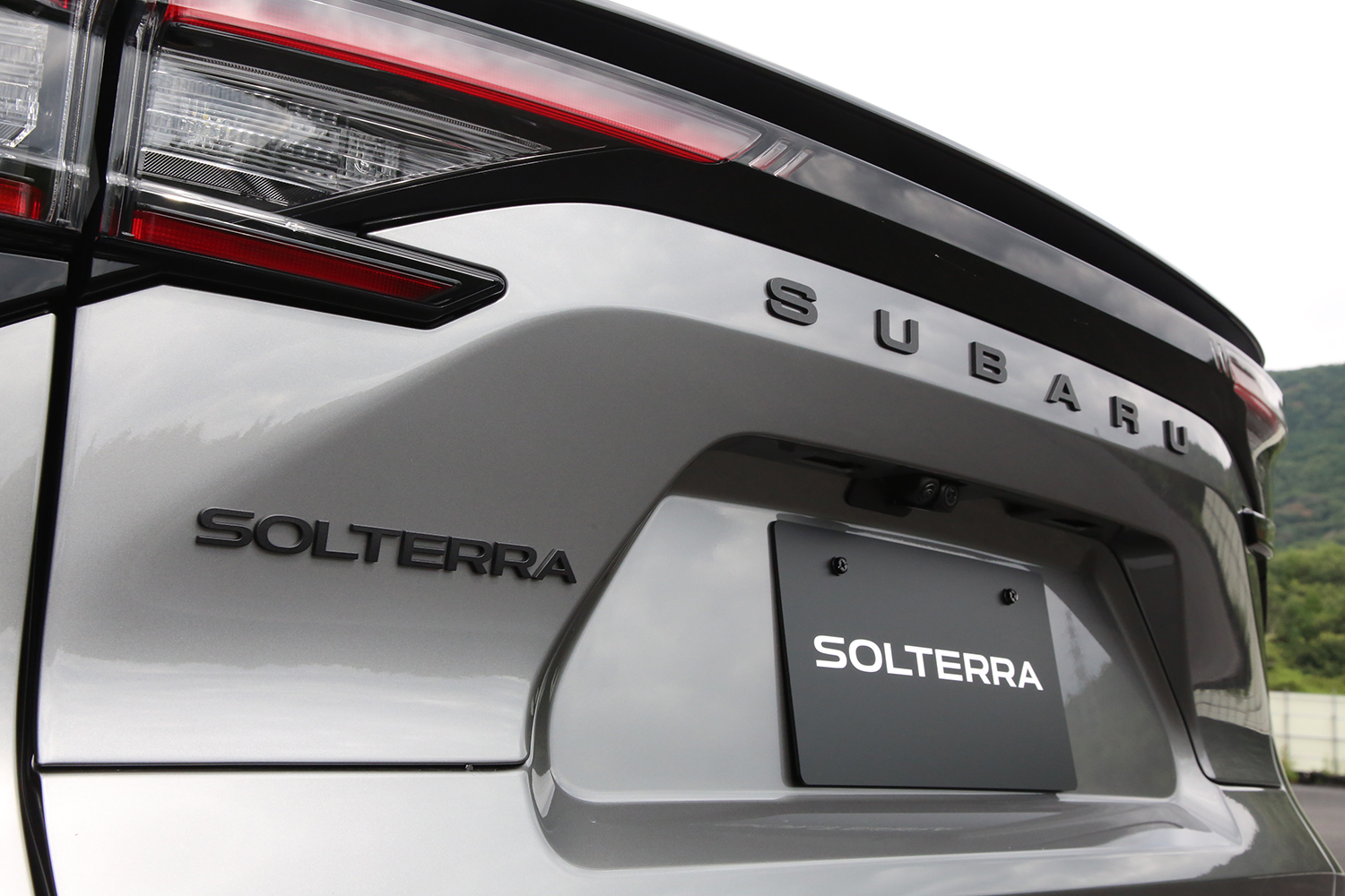 スバル・ソルテラのエンブレム