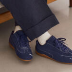 【画像】オタク御用達のクルマ用アイテムが「ファッションシーン」でヒットってどういうこと？　いま街のオシャレ好きにドライビングシューズがウケていた 〜 画像3