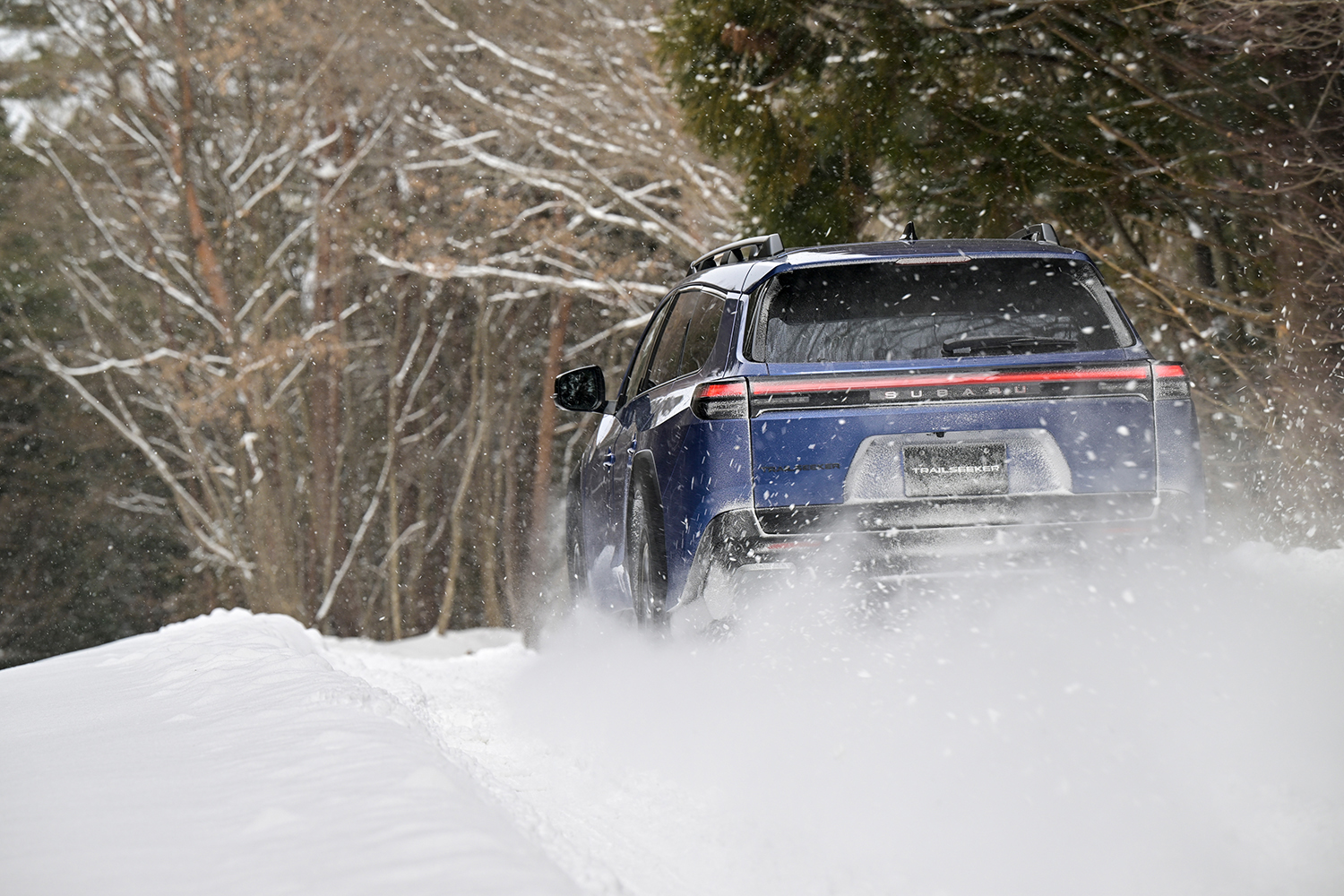 スバル・トレイルシーカーを雪道で乗ったら死角ゼロだった 〜 画像2